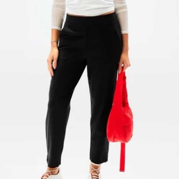 Athleta black Brooklyn mid rise relaxed slim straight leg ankle pant - Picture 4 of 16